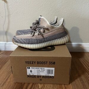 Adidas Yeezy Boost 350 V2